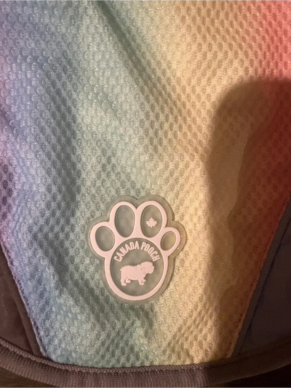 Canada Pooch Chill Seeker Pastel Rainbow Cooling Dog Vest size 16